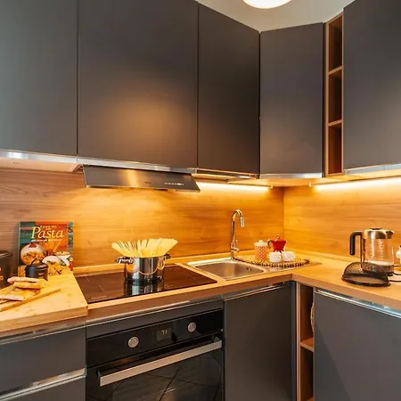 Apartment In The Center Of With Parking