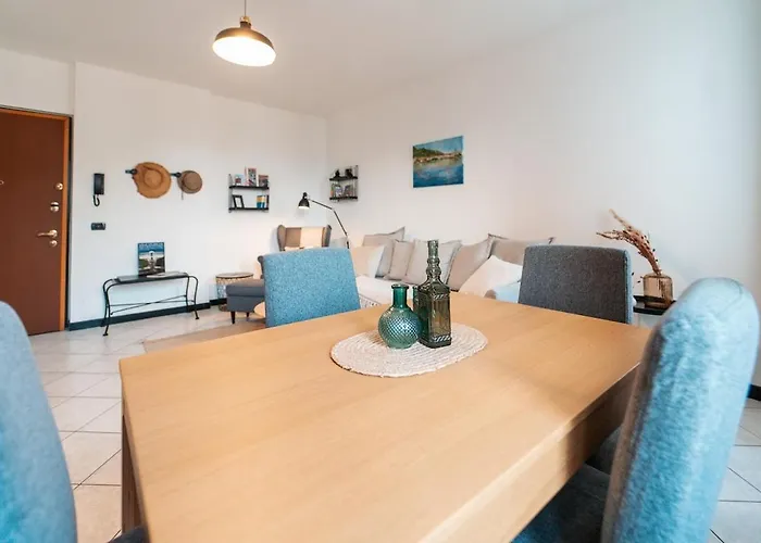 Apartment In The Center Of With Parking