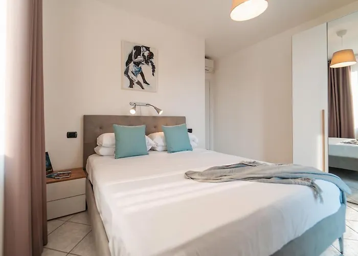 In The Center Of With Parking *