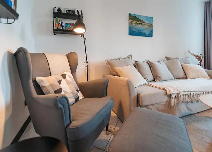 In The Center Of With Parking *