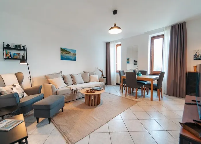 In The Center Of With Parking Cernobbio