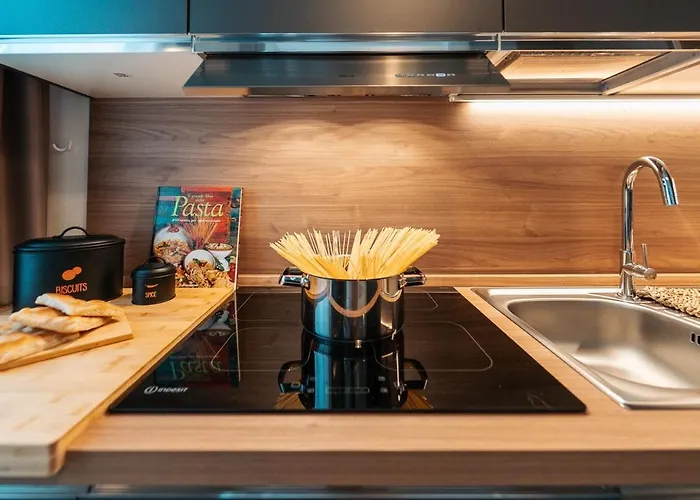 In The Center Of With Parking